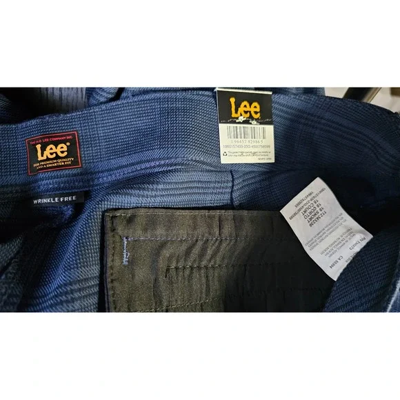 LEE Wrinkle Free Plaid Straight Leg Pants Women's Size 18 Short Blue Mid Rise - Picture 6 of 8